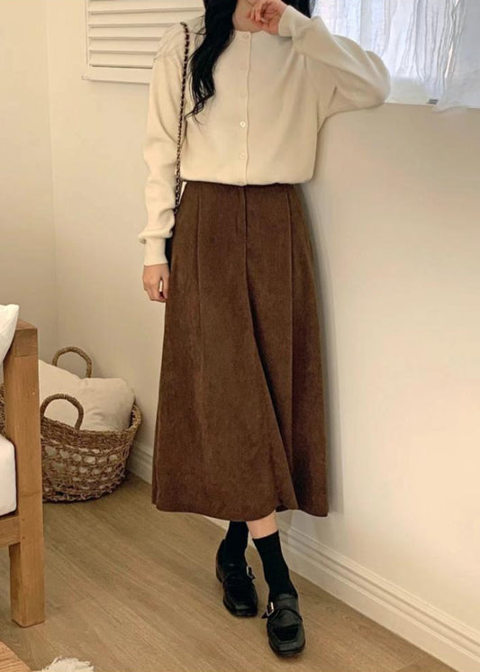 Pleated long skirt